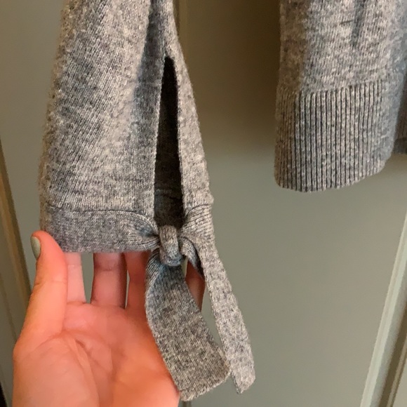 LOFT grey sweater - Picture 2 of 4